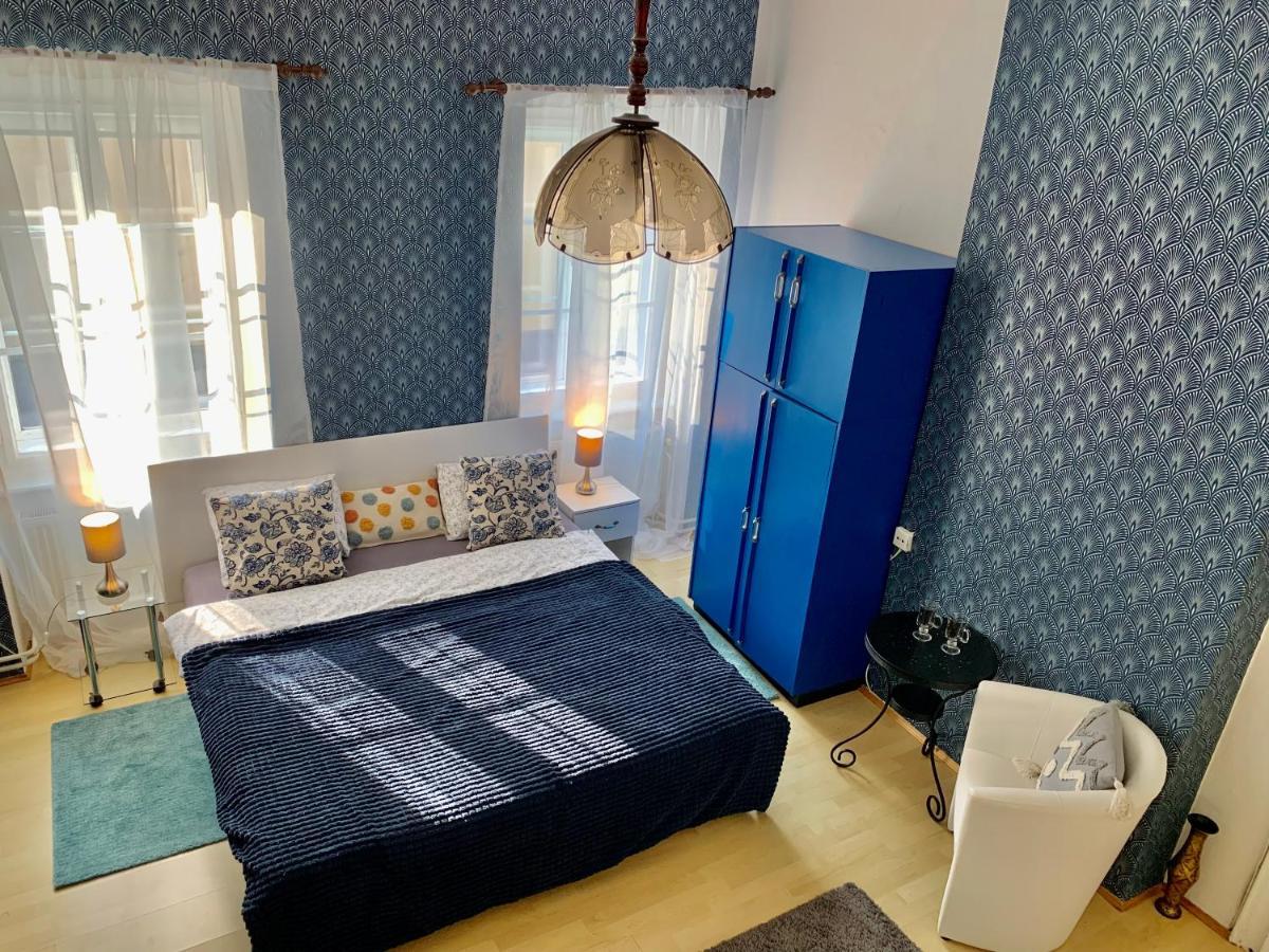 Apartman Natalya Gold チェスキー クルムロフ エクステリア 写真