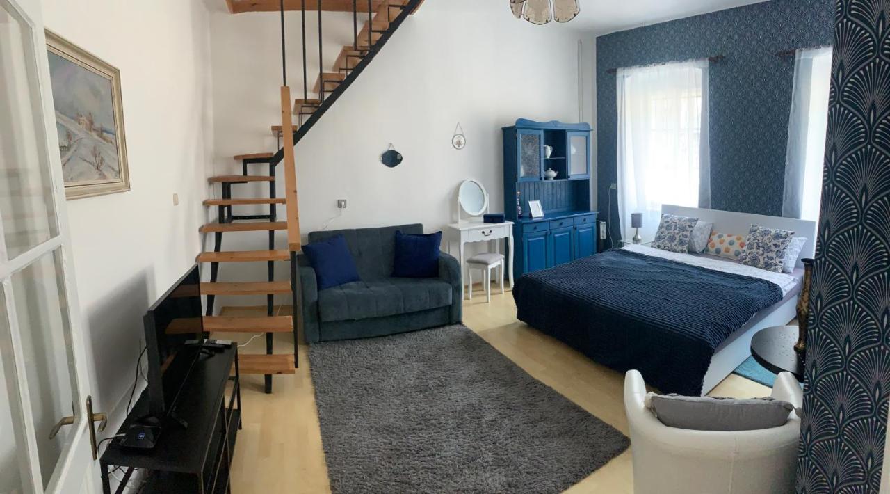 Apartman Natalya Gold チェスキー クルムロフ エクステリア 写真